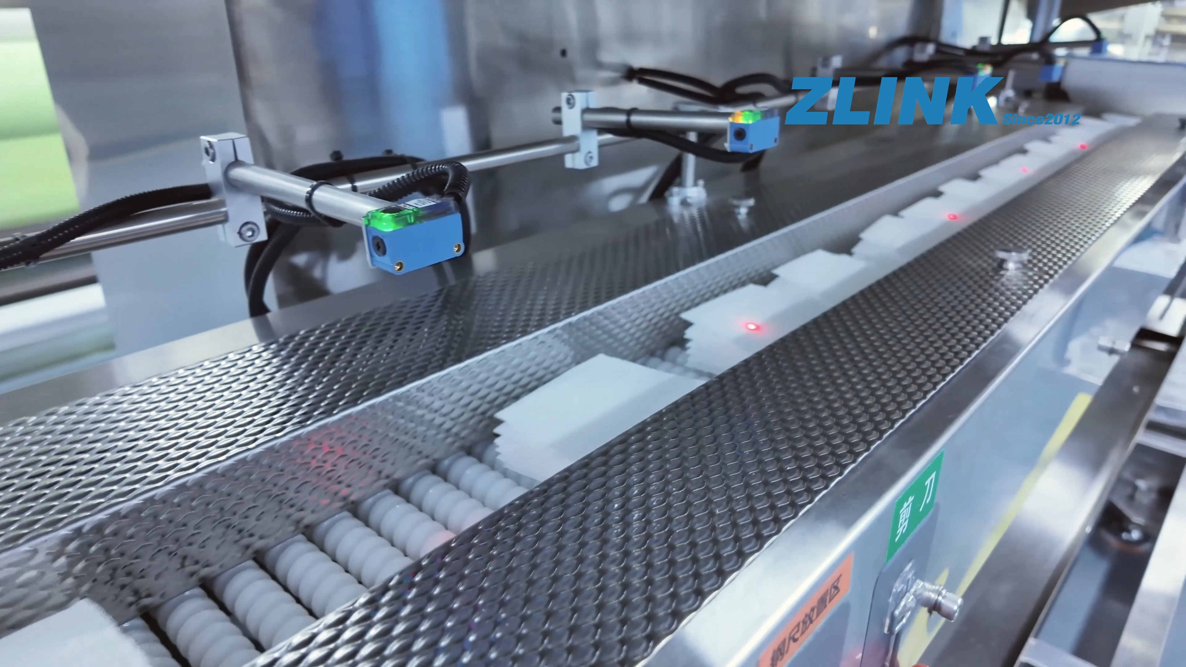 China baby wipe production line