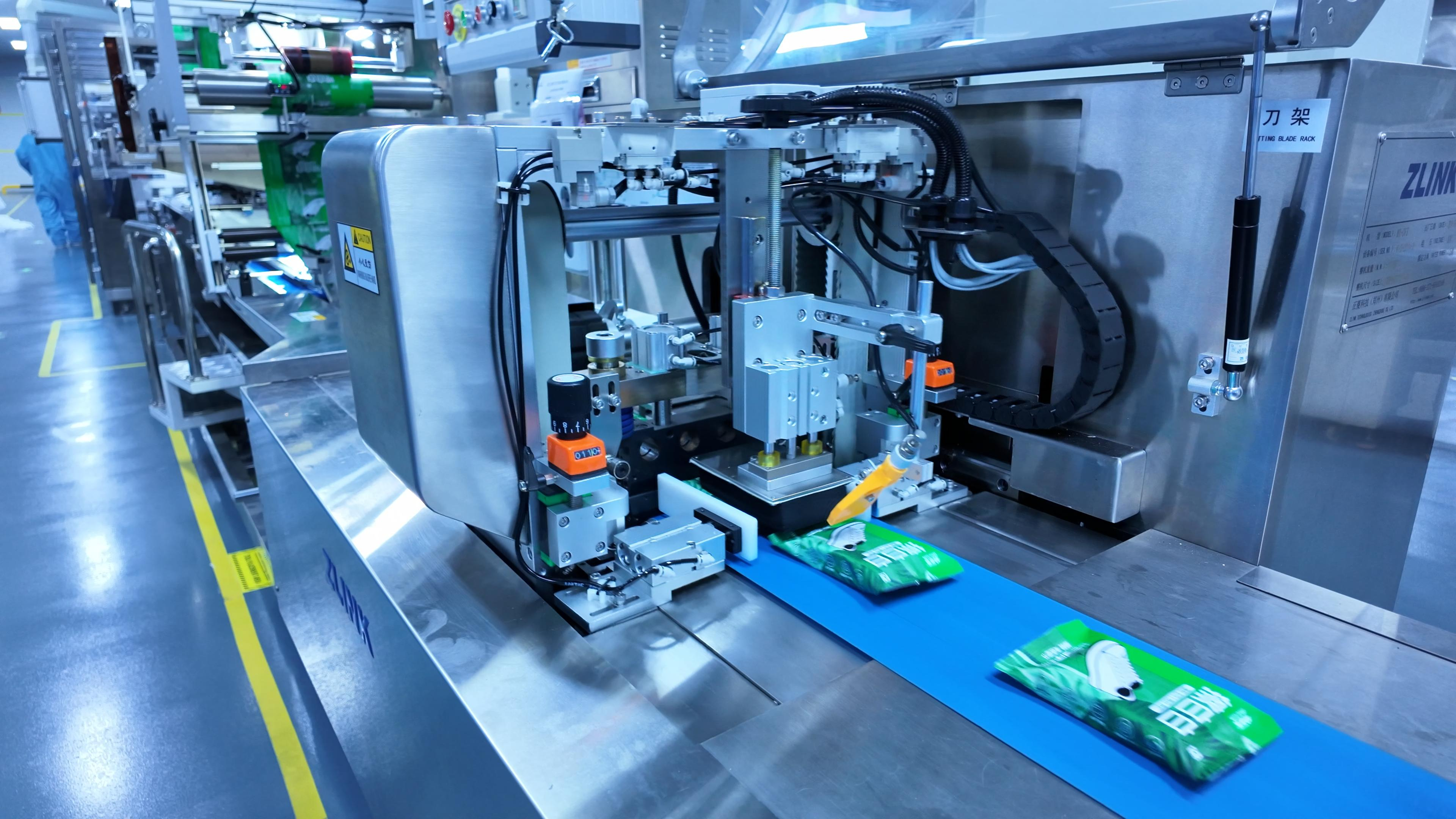 wet wipes making machine